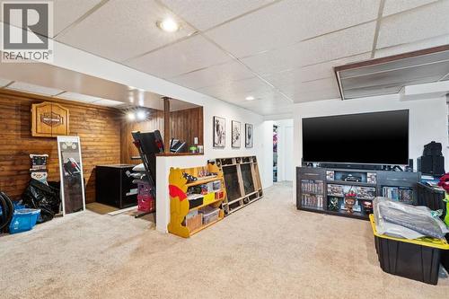 157 Penbrooke Close Se, Calgary, AB - Indoor