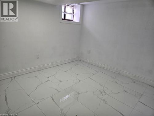 91 Barons Avenue S, Hamilton, ON - Indoor Photo Showing Other Room