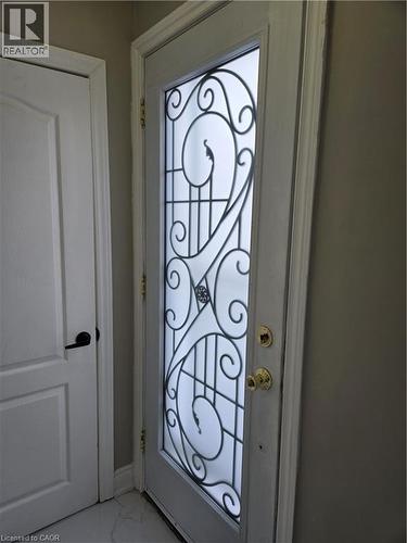 91 Barons Avenue S, Hamilton, ON - Indoor Photo Showing Other Room