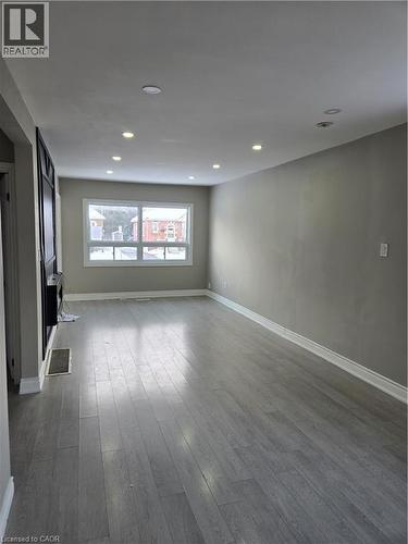 91 Barons Avenue S, Hamilton, ON - Indoor Photo Showing Other Room