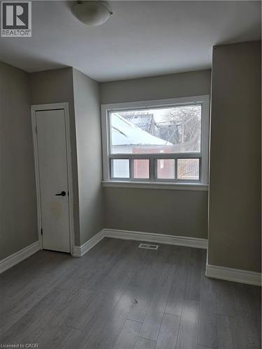 91 Barons Avenue S, Hamilton, ON - Indoor Photo Showing Other Room