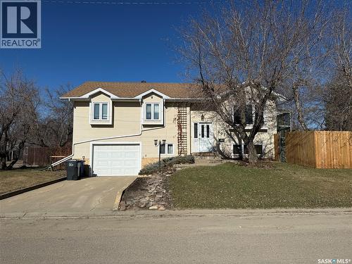 801 2nd AVENUE W  Meadow Lake, SK S9X 1A1
