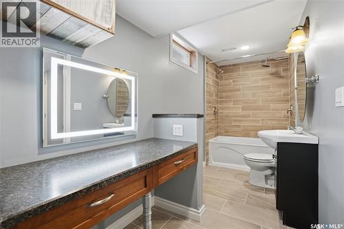 312 Grant Street, Davidson, SK - Indoor Photo Showing Bathroom