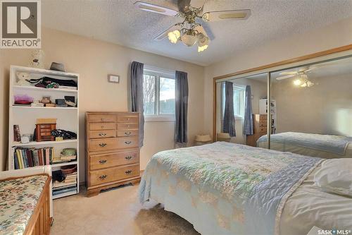 6302 Engel Drive, Regina, SK - Indoor Photo Showing Bedroom