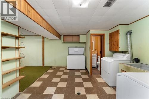 294 Upper Paradise Road, Hamilton, ON - Indoor Photo Showing Laundry Room