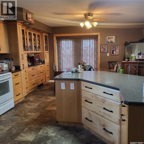 Kreklewich Acreage, Melville, SK - Indoor Photo Showing Kitchen