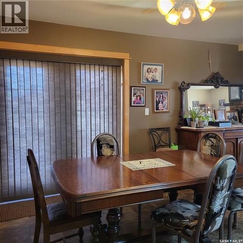 Kreklewich Acreage, Melville, SK - Indoor Photo Showing Dining Room