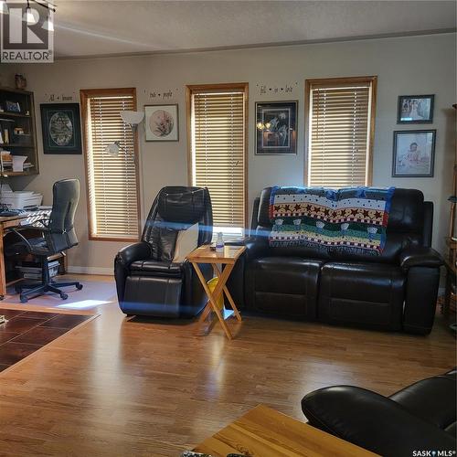 Kreklewich Acreage, Melville, SK - Indoor Photo Showing Other Room