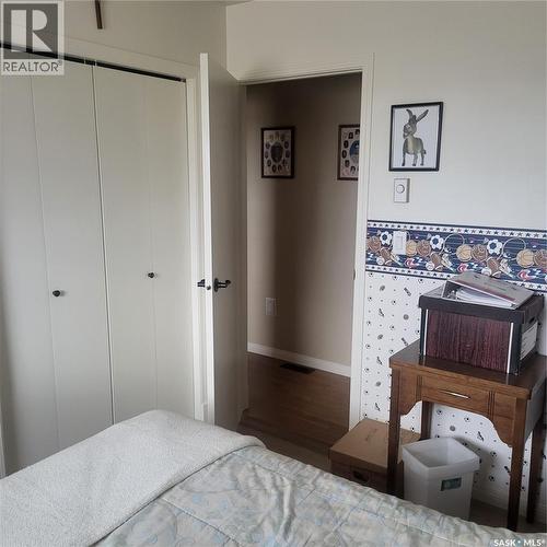 Kreklewich Acreage, Melville, SK - Indoor Photo Showing Bedroom