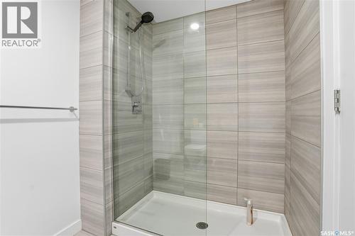 1302 490 2Nd Avenue S, Saskatoon, SK - Indoor Photo Showing Bathroom
