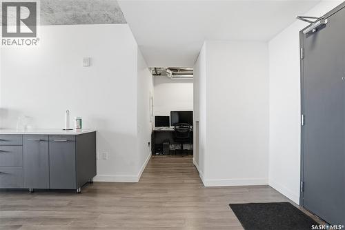 1302 490 2Nd Avenue S, Saskatoon, SK - Indoor