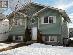 8141 Poplar Drive  Grande Prairie, AB T8V 7G8