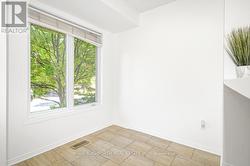 Kitchen Eating Area - 