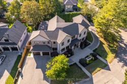 126 McGregor Crescent  Hamilton, ON L9G 1B5