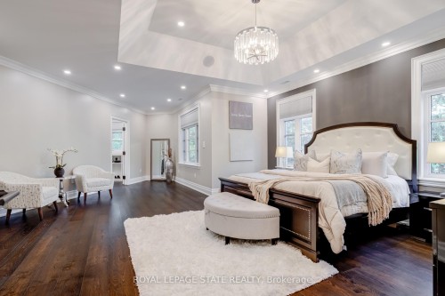 126 Mcgregor Crescent, Hamilton, ON - Indoor Photo Showing Bedroom