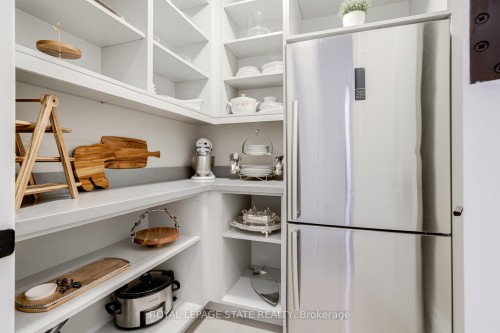 126 Mcgregor Crescent, Hamilton, ON - Indoor