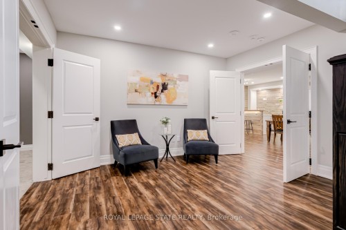 126 Mcgregor Crescent, Hamilton, ON - Indoor Photo Showing Other Room