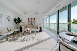 711-15 Queens Quay E Toronto, ON M5E 0A4