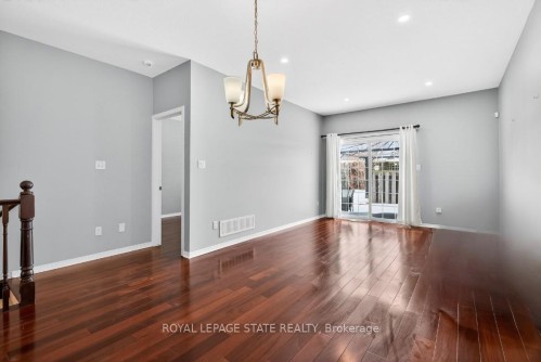 26 Manitoulin Trail, Hamilton, ON - Indoor