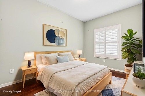 26 Manitoulin Trail, Hamilton, ON - Indoor Photo Showing Bedroom