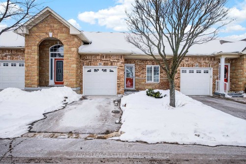 26 Manitoulin Trail, Hamilton, ON - Outdoor With Facade