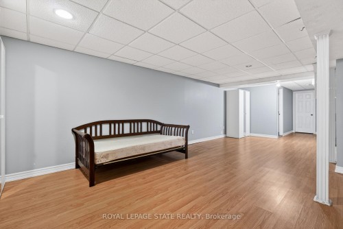 26 Manitoulin Trail, Hamilton, ON - Indoor