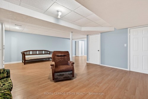 26 Manitoulin Trail, Hamilton, ON - Indoor