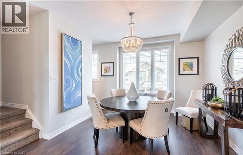 15 Pierre Trudeau Lane, Grimsby, ON - Indoor Photo Showing Dining Room