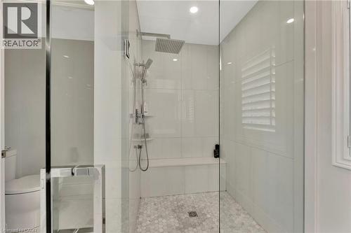 7 Bernini Court, Hamilton, ON - Indoor Photo Showing Bathroom