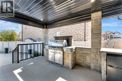 7 Bernini Court, Hamilton, ON - Outdoor With Exterior