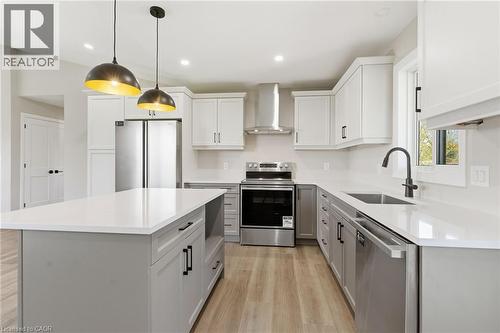 78 Netherby Road, Welland, ON - Indoor Photo Showing Kitchen With Upgraded Kitchen