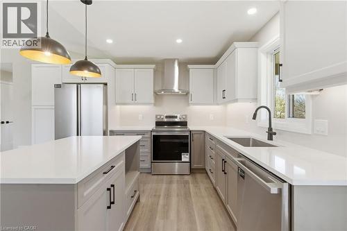 78 Netherby Road, Welland, ON - Indoor Photo Showing Kitchen With Upgraded Kitchen