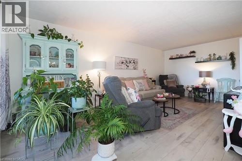 29 West Avenue Unit# 403, Kitchener, ON - Indoor Photo Showing Living Room