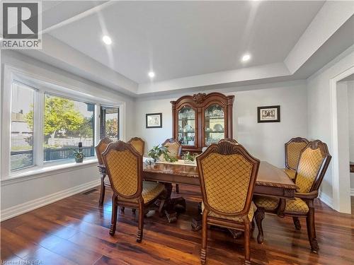701 Upper Paradise Road, Hamilton, ON - Indoor Photo Showing Dining Room