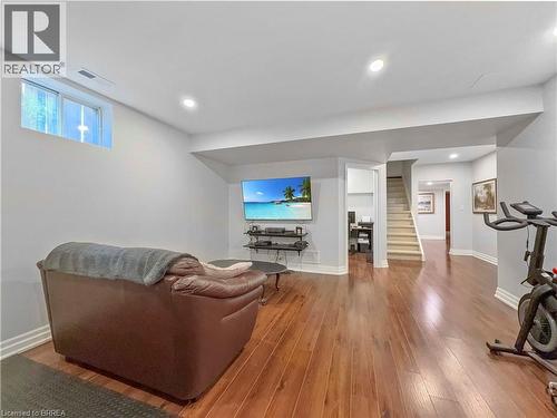 701 Upper Paradise Road, Hamilton, ON - Indoor