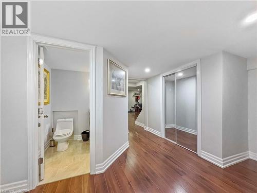 701 Upper Paradise Road, Hamilton, ON - Indoor