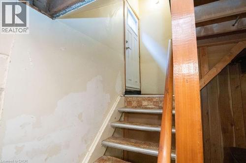 313 Barton Street W, Hamilton, ON - Indoor Photo Showing Other Room