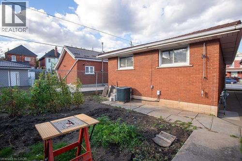 313 Barton Street W, Hamilton, ON - Outdoor With Exterior