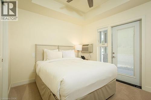 1869 Muskoka 118 Road W Unit# Btv-105, Bracebridge, ON - Indoor Photo Showing Bedroom