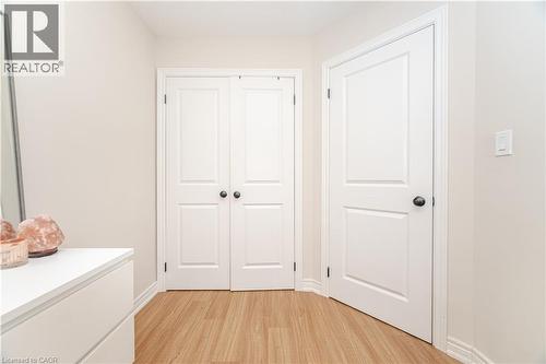 235 Mead Avenue, Hamilton, ON - Indoor Photo Showing Other Room