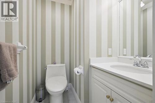 629 Burning Bush Road, Waterloo, ON - Indoor Photo Showing Bathroom