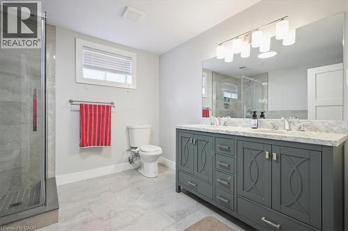 629 Burning Bush Road, Waterloo, ON - Indoor Photo Showing Bathroom