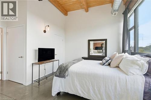 85 Spruce Street N Unit# 203, Cambridge, ON - Indoor Photo Showing Bedroom