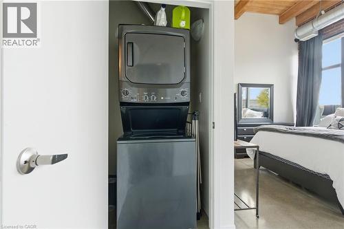 85 Spruce Street N Unit# 203, Cambridge, ON - Indoor Photo Showing Laundry Room