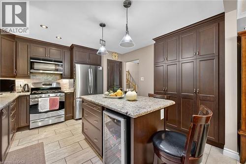 477 Lynden Road, Brantford, ON - Indoor Photo Showing Kitchen With Stainless Steel Kitchen