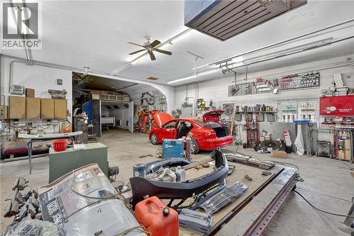 477 Lynden Road, Brantford, ON - Indoor Photo Showing Garage