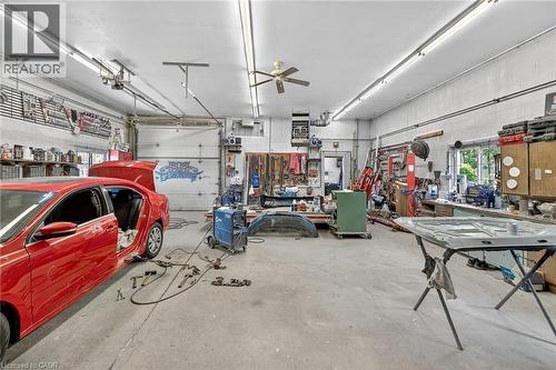 477 Lynden Road, Brantford, ON - Indoor Photo Showing Garage