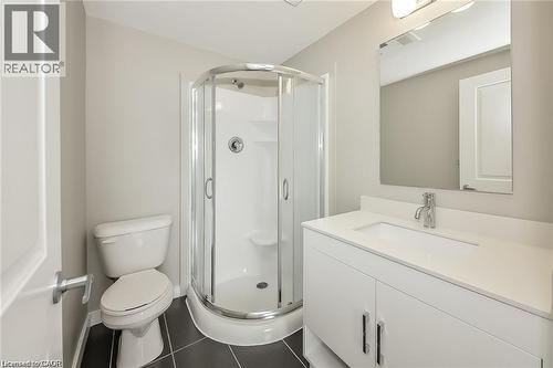 Bed 3 Ensuite - 1291 Gordon Street Unit# 223, Guelph, ON - Indoor Photo Showing Bathroom