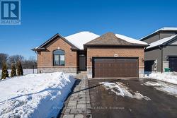 26 REDWOOD DRIVE  Belleville (Thurlow Ward), ON K8N 0K4