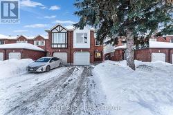 64 HUNTERSWOOD CRESCENT  Ottawa, ON K1G 5V9